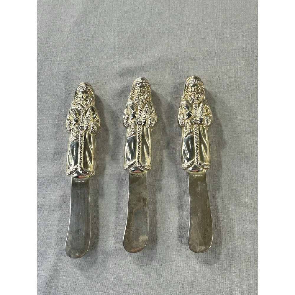 Godinger vintage silver-plated Santa Claus butter and cheese spreaders Has Wear
